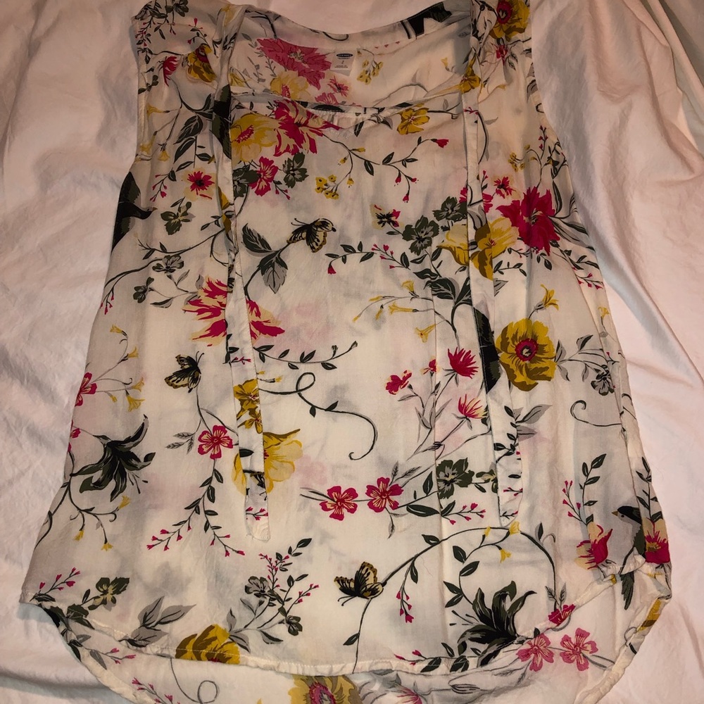 Sleeveless boho tank